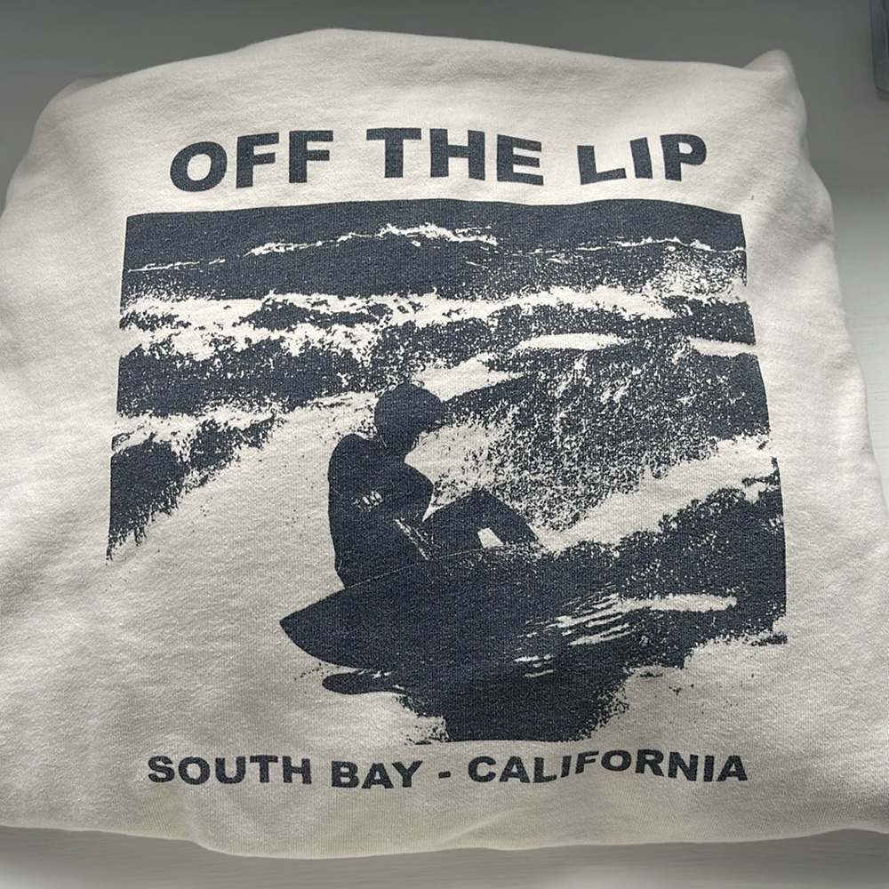 Brandy Melville Off The Lip Graphic Sweatshirt in Cream and Navy
